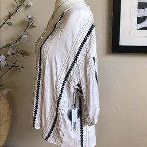 Amuse Society Tops - Amuse society top Amuse Society Tops - Amuse society top